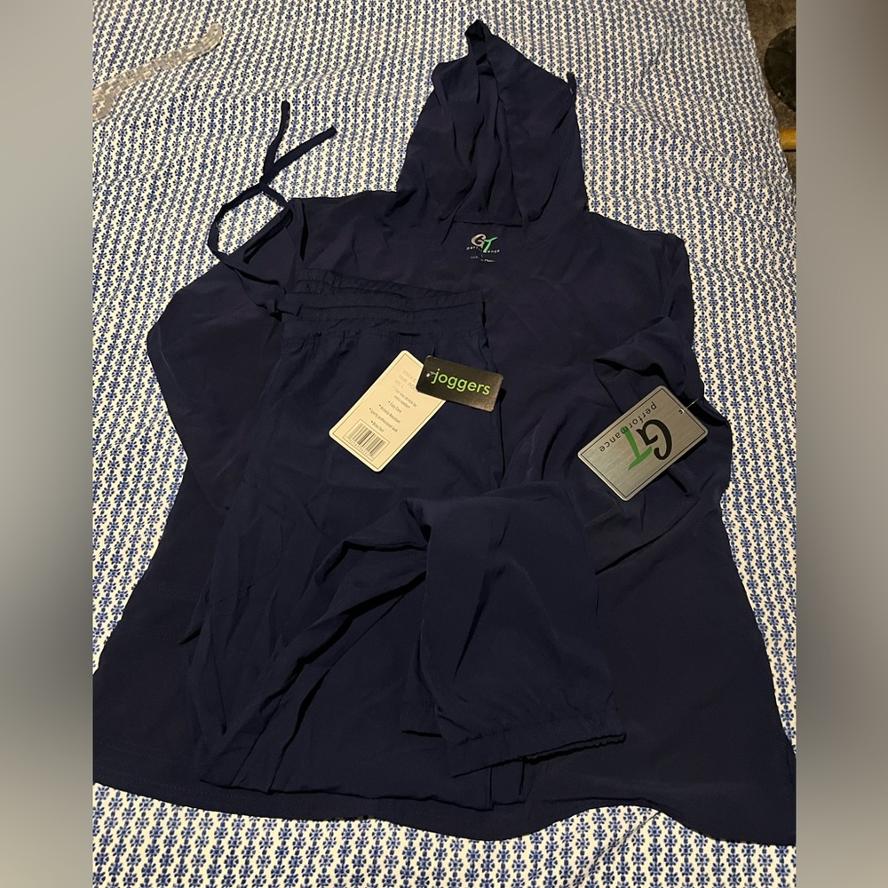 Scrub sweatshirt and jogger pants